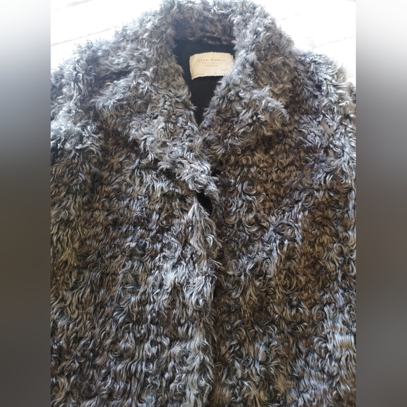 Zara like new condition faux fur teddy coat grey medium - Picture 4 of 9